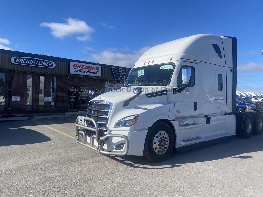 New 2024 FREIGHTLINER Cascadia PT126SLP For Sale Oshawa, ON VH1743