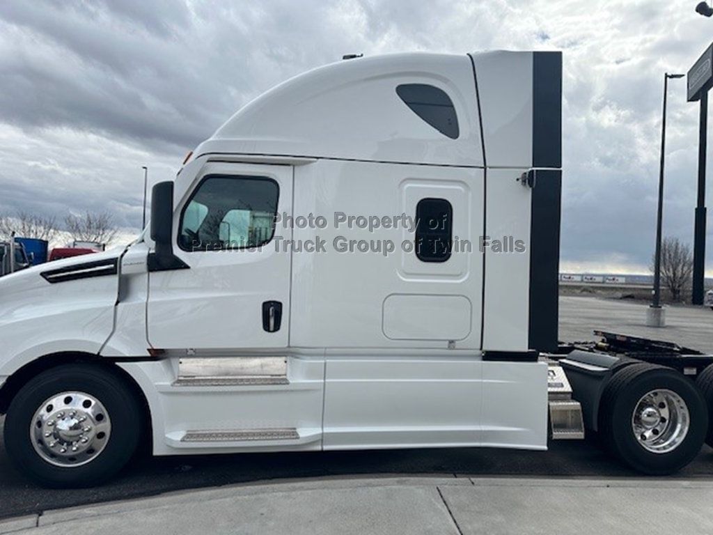 New 2024 FREIGHTLINER Cascadia PT126SLP For Sale Jerome, ID VK0355