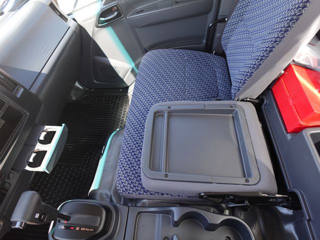 2024 HINO S4 (20ft Box with Lift Gate) - 22825333 - 29