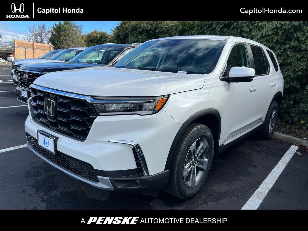 2024 New Honda Pilot EXL 7 Passenger 2WD at Serving