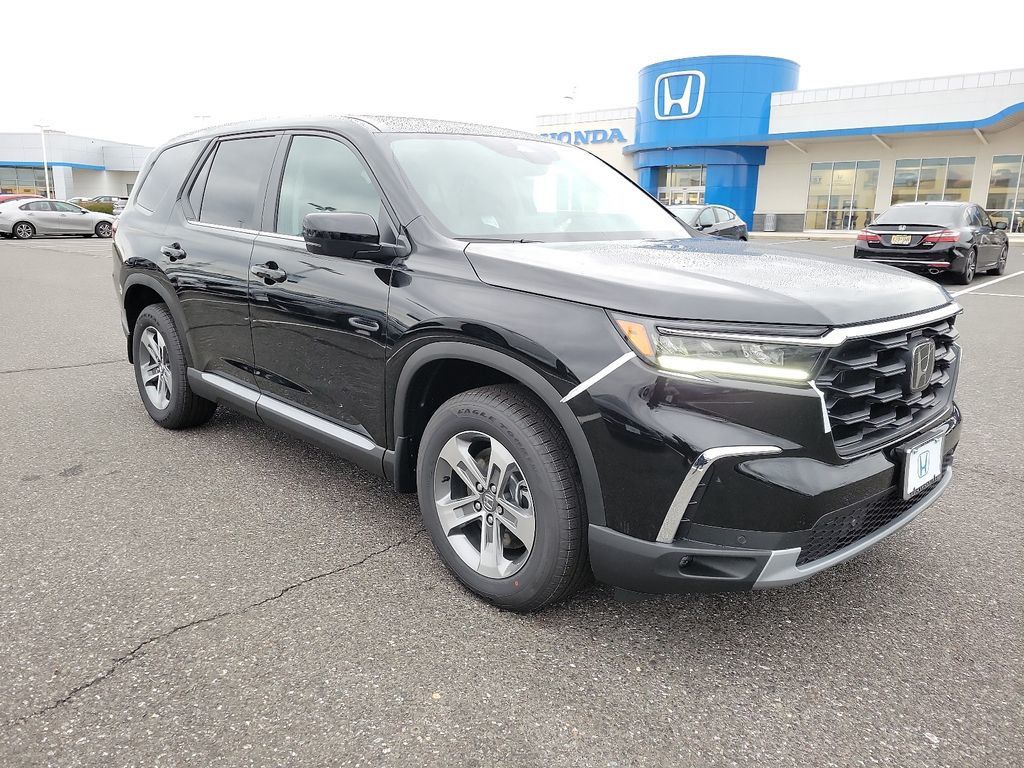 2024 New Honda Pilot EXL 7 Passenger AWD at Turnersville AutoMall