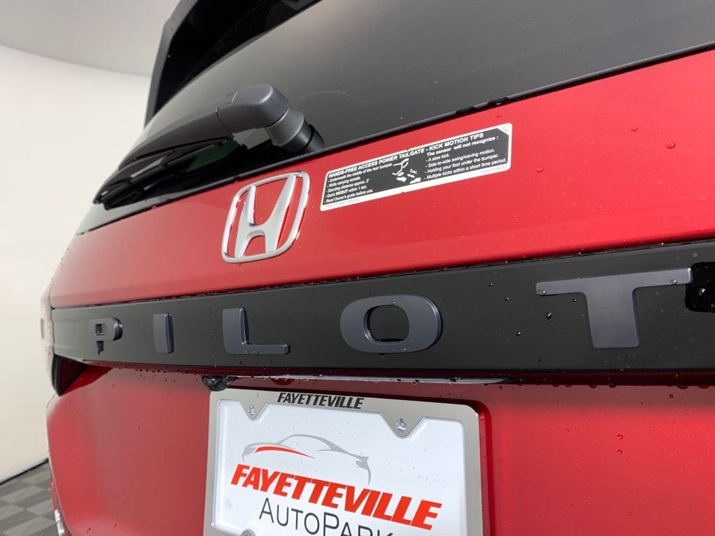 2024 New Honda Pilot Touring AWD at Serving Bloomfield