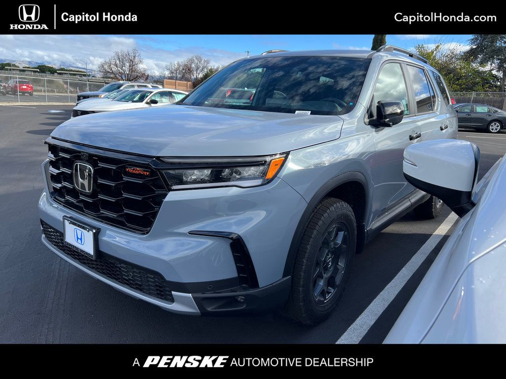 2024 New Honda Pilot TrailSport AWD at Serving