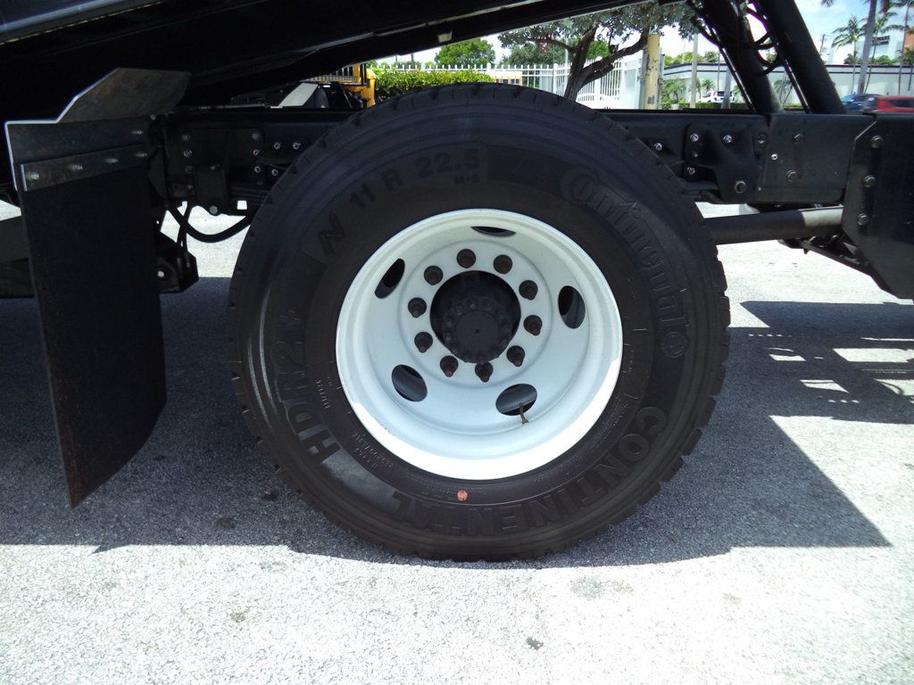 2024 Isuzu FTR w/ CENTURY 22ft Series 10 Rollback - 23024753 - 19