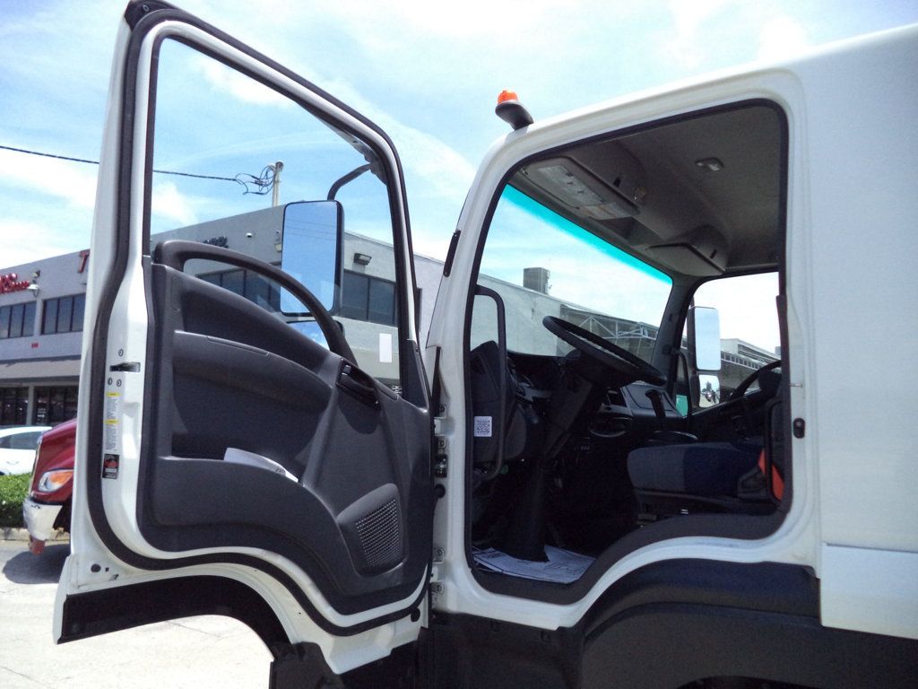 2024 Isuzu FTR w/ CENTURY 22ft Series 10 Rollback - 23024753 - 41