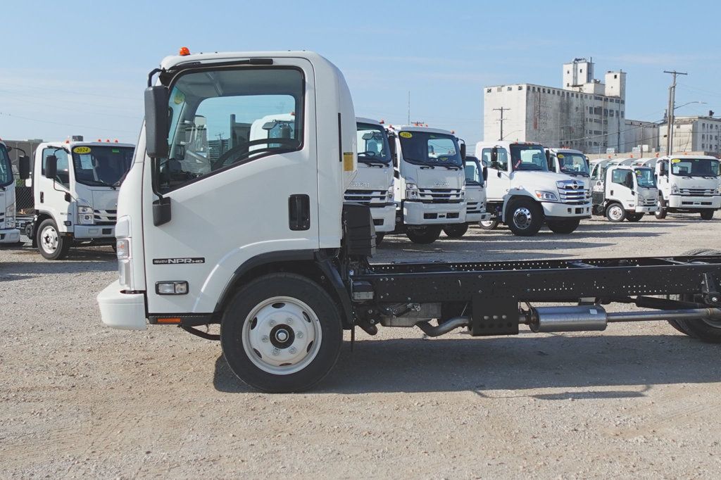 2024 Isuzu NPR (Chassis - Gas) - 22574105 - 4