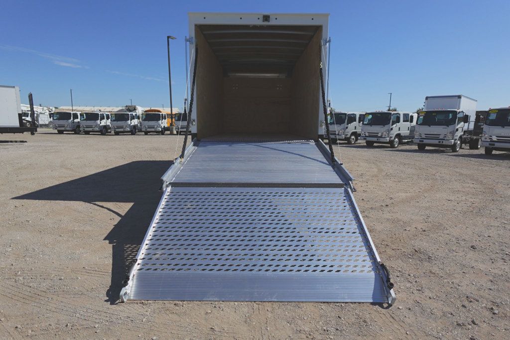 2024 Isuzu NPR HD 16ft Vanscaper w/ Ramp - 22562574 - 12