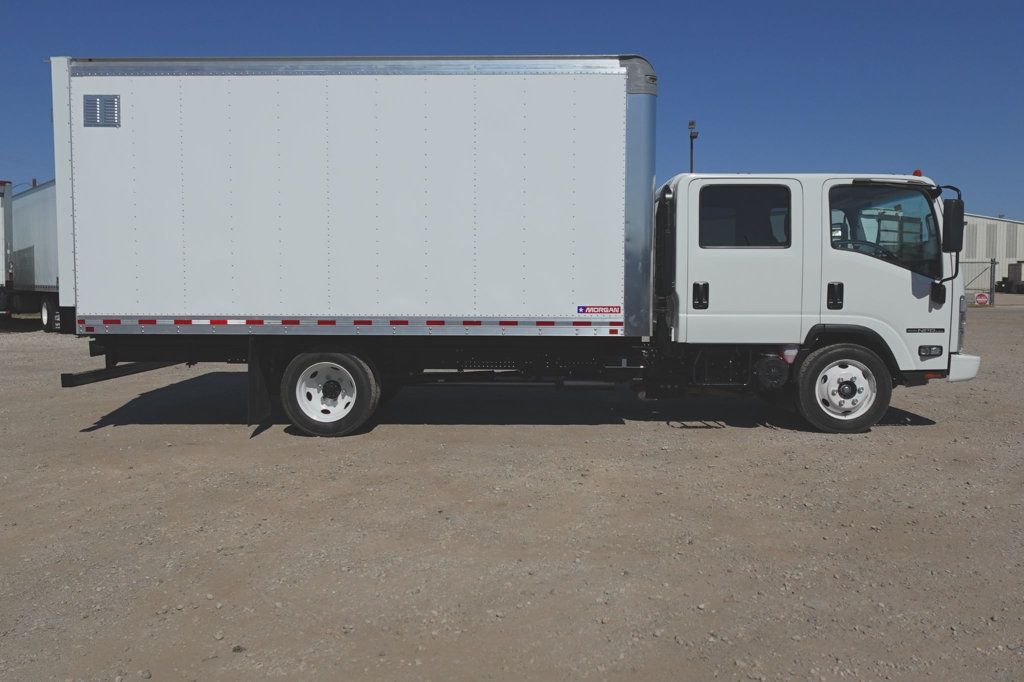 2024 Isuzu NPR HD 16ft Vanscaper w/ Ramp - 22562574 - 7