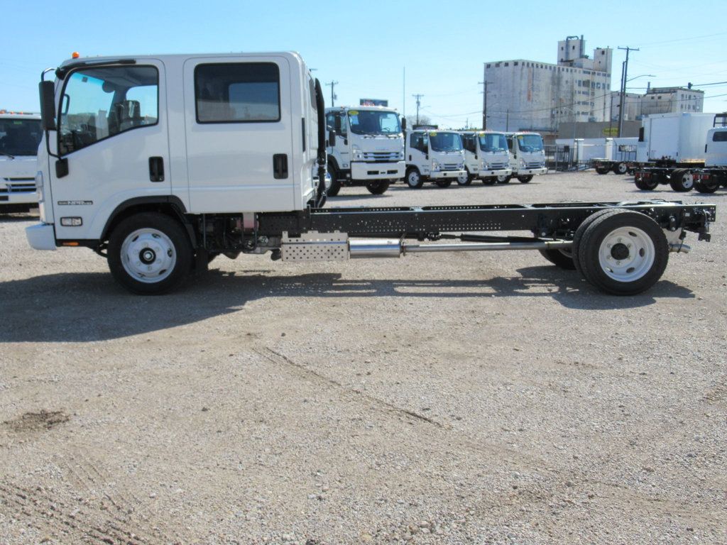 2024 Isuzu NPR HD Cab & Chassis - 22359945 - 3