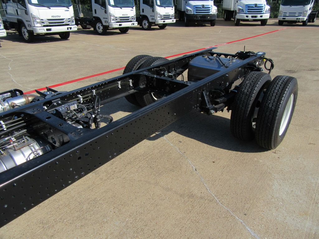 2024 Isuzu NPR HD (Chassis - Diesel) - 22475071 - 17