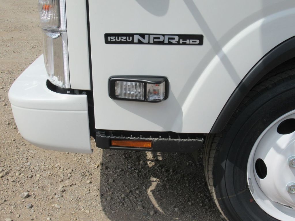 2024 Isuzu NPR HD (Chassis - Gas) - 22147590 - 42
