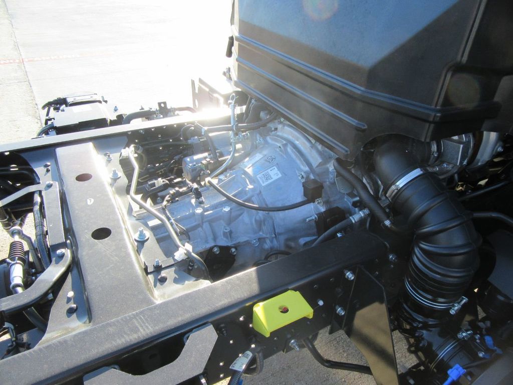 2024 Isuzu NPR XD (Chassis - Diesel) - 22339419 - 12