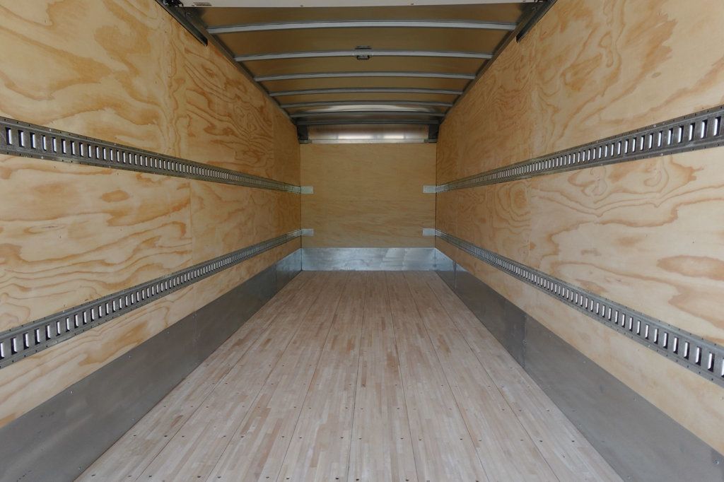 2024 Isuzu NQR (22ft Box truck with Lift Gate) - 22574679 - 18