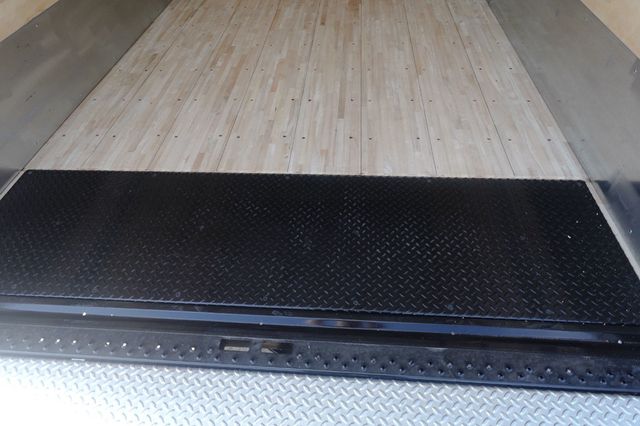 2024 Isuzu NQR (22ft Box truck with Lift Gate) - 22574679 - 22