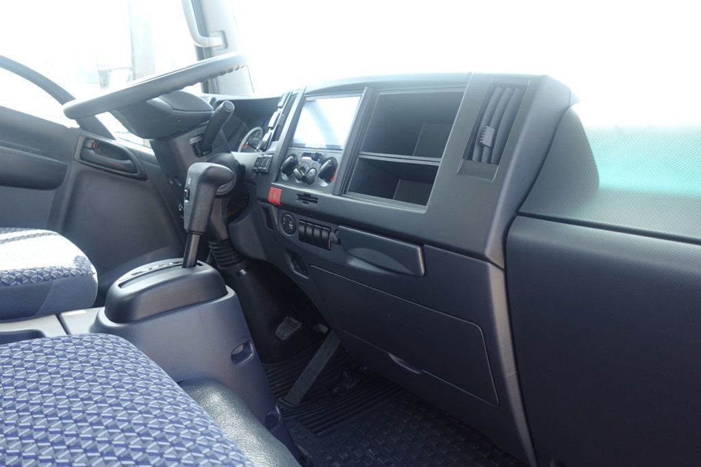 2024 Isuzu NQR (22ft Box truck with Lift Gate) - 22574679 - 58