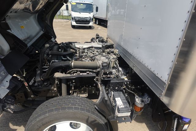 2024 Isuzu NQR (22ft Box truck with Lift Gate) - 22574679 - 64