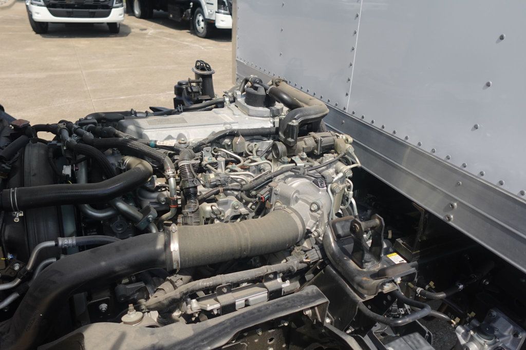 2024 Isuzu NQR (22ft Box truck with Lift Gate) - 22574679 - 65