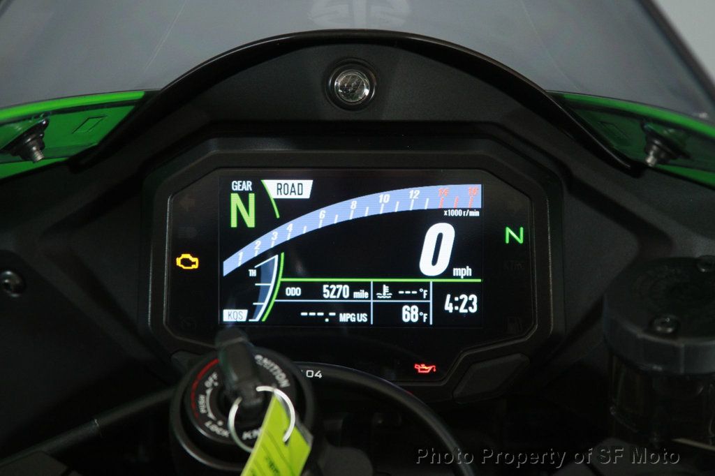 2024 Kawasaki Ninja ZX-10R KRT Edition FACTORY DEMO - 22914105 - 29