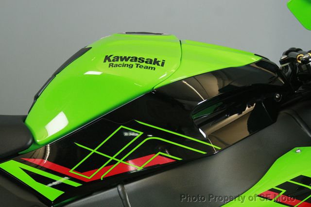 2024 Kawasaki Ninja ZX-10R KRT Edition FACTORY DEMO - 22914105 - 34