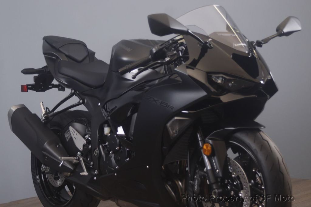 black kawasaki motorcycles