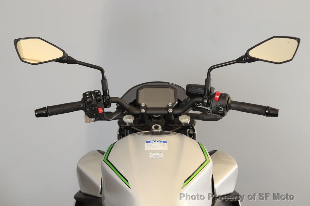 さくから 2024 New Kawasaki Z7 Hybrid ABS SPRING CLEARANCE! at SF Moto