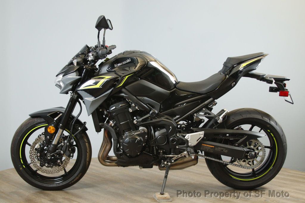 2024 Kawasaki Z900 ABS FACTORY DEMO - 22914100 - 3