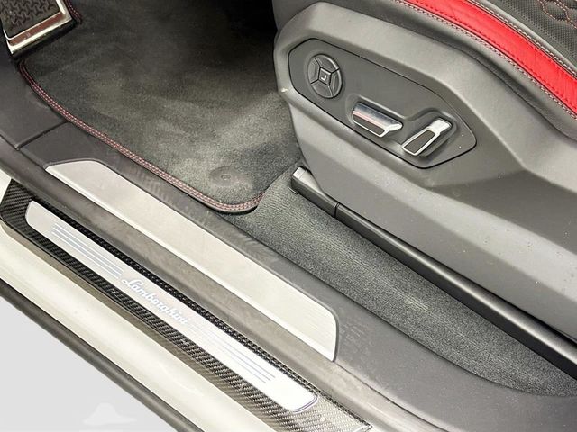 2024 Lamborghini Urus S AWD - 22963764 - 21