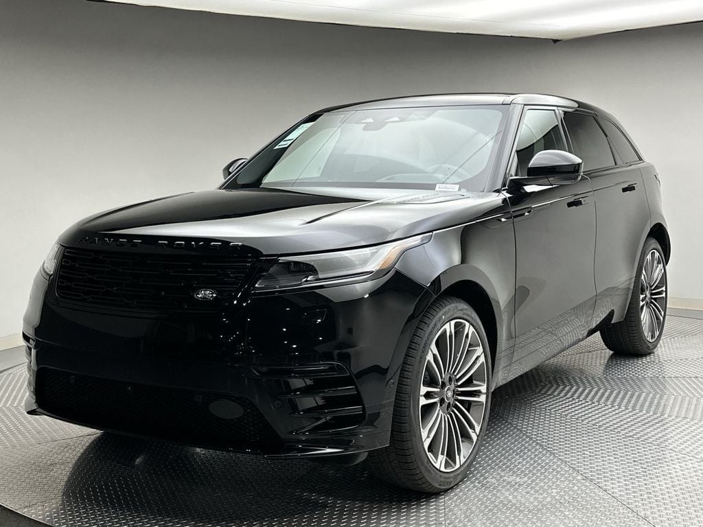 2024 New Land Rover Range Rover Velar P250 Dynamic SE at PenskeCars.com ...