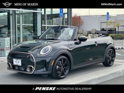 New MINI Cooper SE Hardtop 2 Door at MINI of Marin Serving Corte