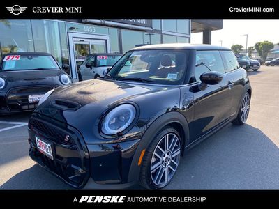 Mini Cooper S 2023 Enigmatic Black on Chester Malt Brown Warranty