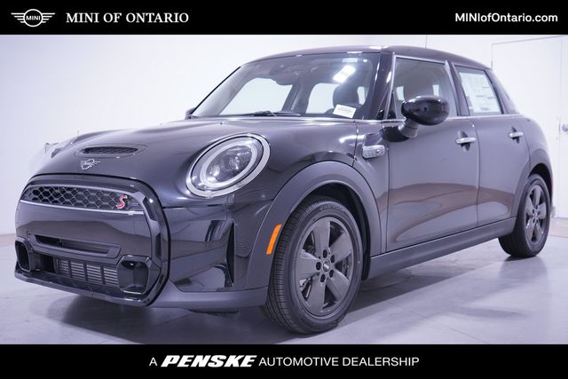 2024 New MINI Cooper S Hardtop 4 Door Cooper S FWD at MINI of Ontario  Serving Claremont, Rancho Cucamonga, Palm Springs and Corona, CA, IID  22243535