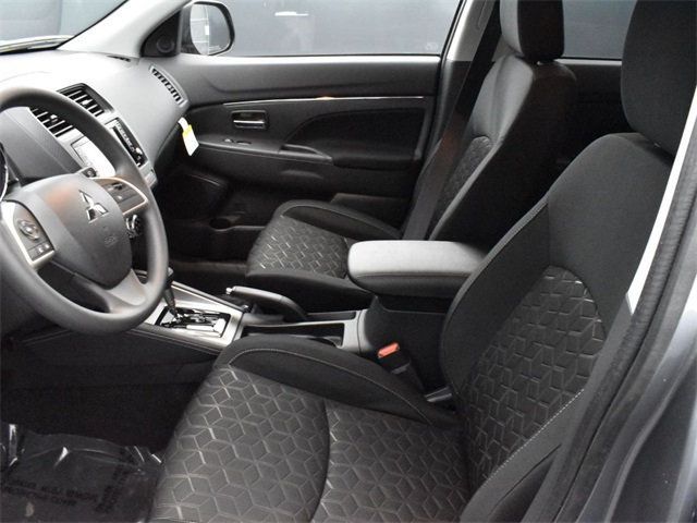 2024 Mitsubishi Outlander Sport ES photo 4