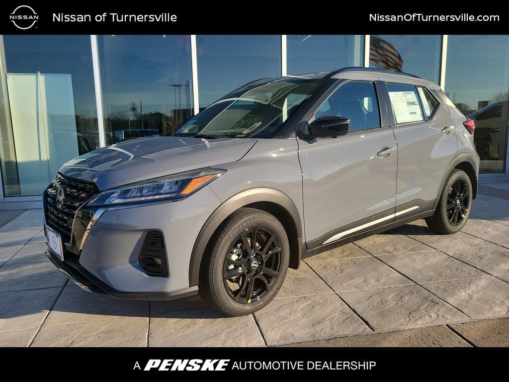 2024 New Nissan Kicks SR FWD at Serving Bloomfield Hills