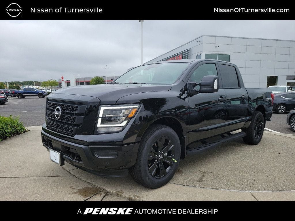 2024 New Nissan Titan 4x4 Crew Cab SV at Turnersville AutoMall Serving