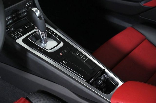 2024 Porsche 718 Cayman S Coupe - 22945014 - 13