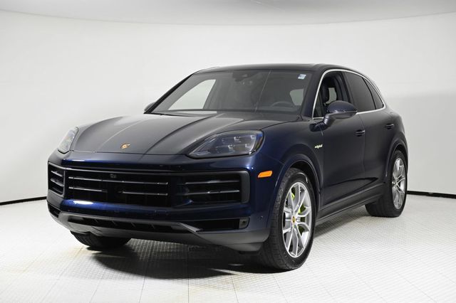 2024 Porsche Cayenne E-Hybrid - 22775342 - 0