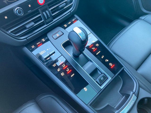 2024 Porsche Macan   - 22344499 - 20