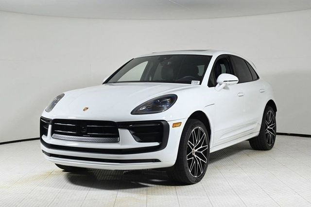 2024 Porsche Macan Base - 22944975 - 0