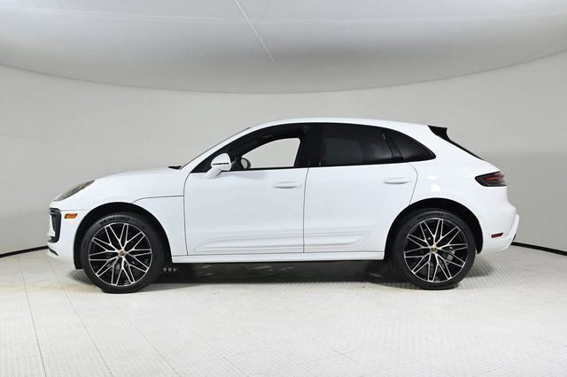 2024 Porsche Macan Base - 22944975 - 1