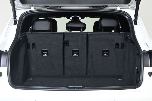 2024 Porsche Macan Base - 22944975 - 24