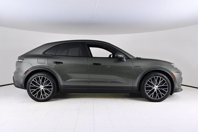 2024 Porsche Macan Electric 4 AWD - 22747930 - 5