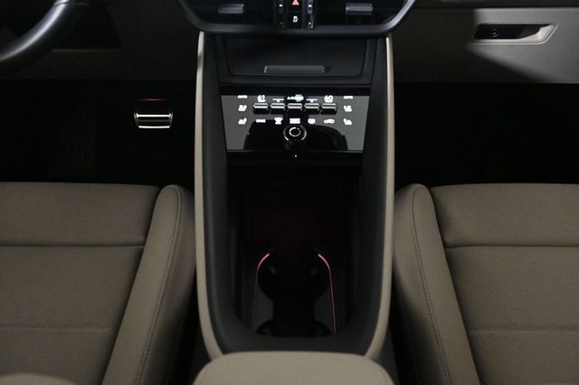 2024 Porsche Macan Electric Turbo AWD - 22944979 - 14