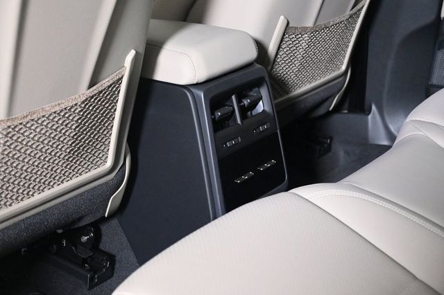 2024 Porsche Macan Electric Turbo AWD - 22944979 - 18