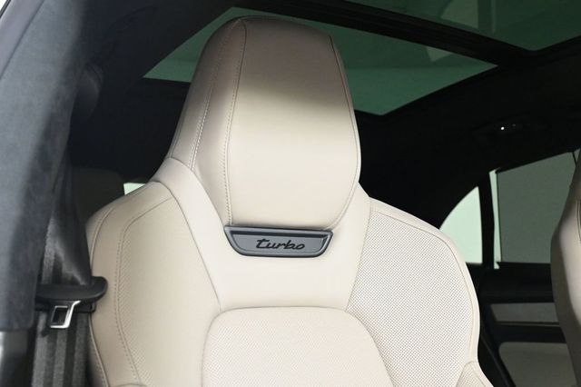 2024 Porsche Macan Electric Turbo AWD - 22944979 - 19