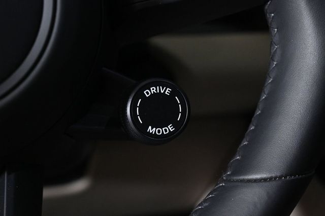 2024 Porsche Macan Electric Turbo AWD - 22944979 - 21