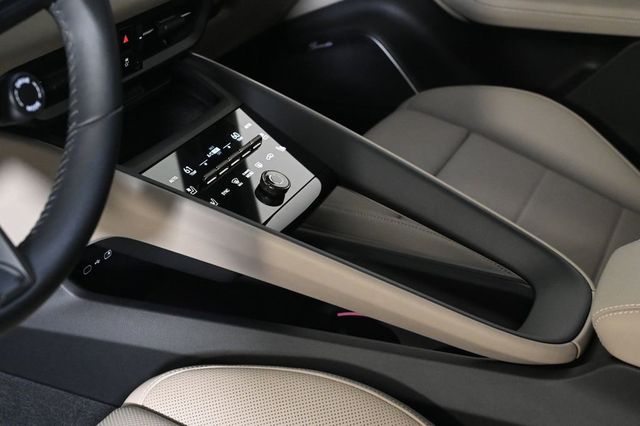 2024 Porsche Macan Electric Turbo AWD - 22944979 - 22