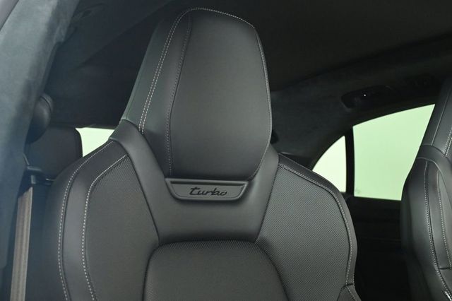 2024 Porsche Macan Electric Turbo AWD - 22945004 - 23