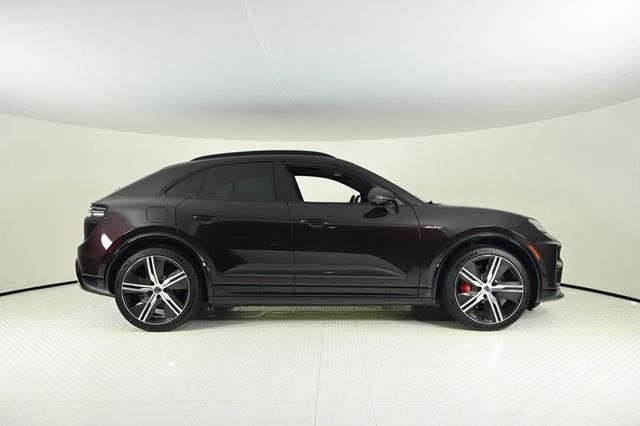 2024 Porsche Macan Electric Turbo AWD - 22945004 - 7
