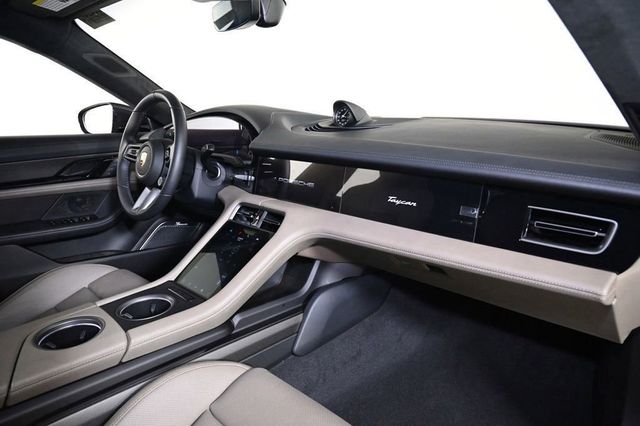 2024 Porsche Taycan Turbo S AWD - 22944973 - 14