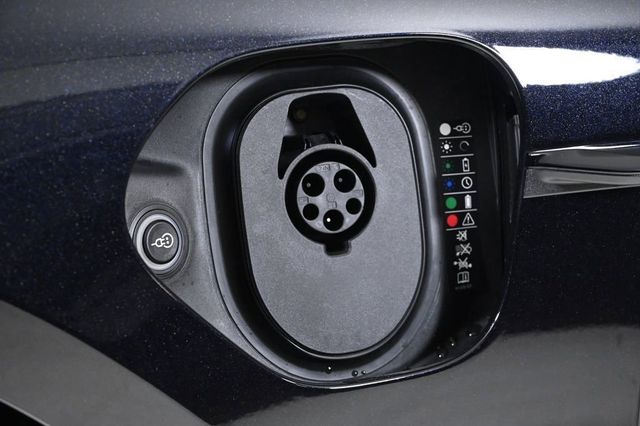 2024 Porsche Taycan Turbo S AWD - 22944973 - 26